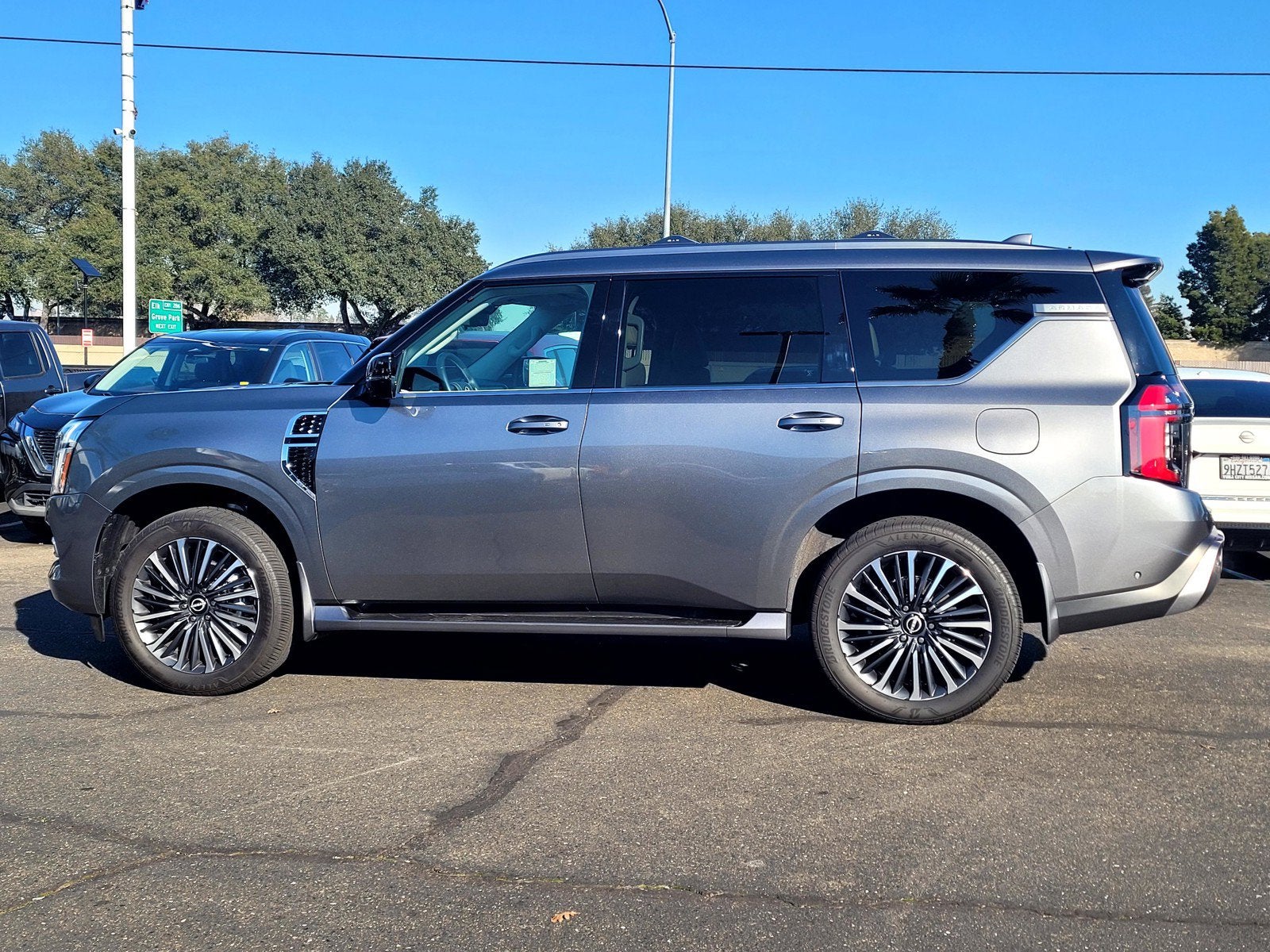 2025 Nissan Armada Platinum Reserve