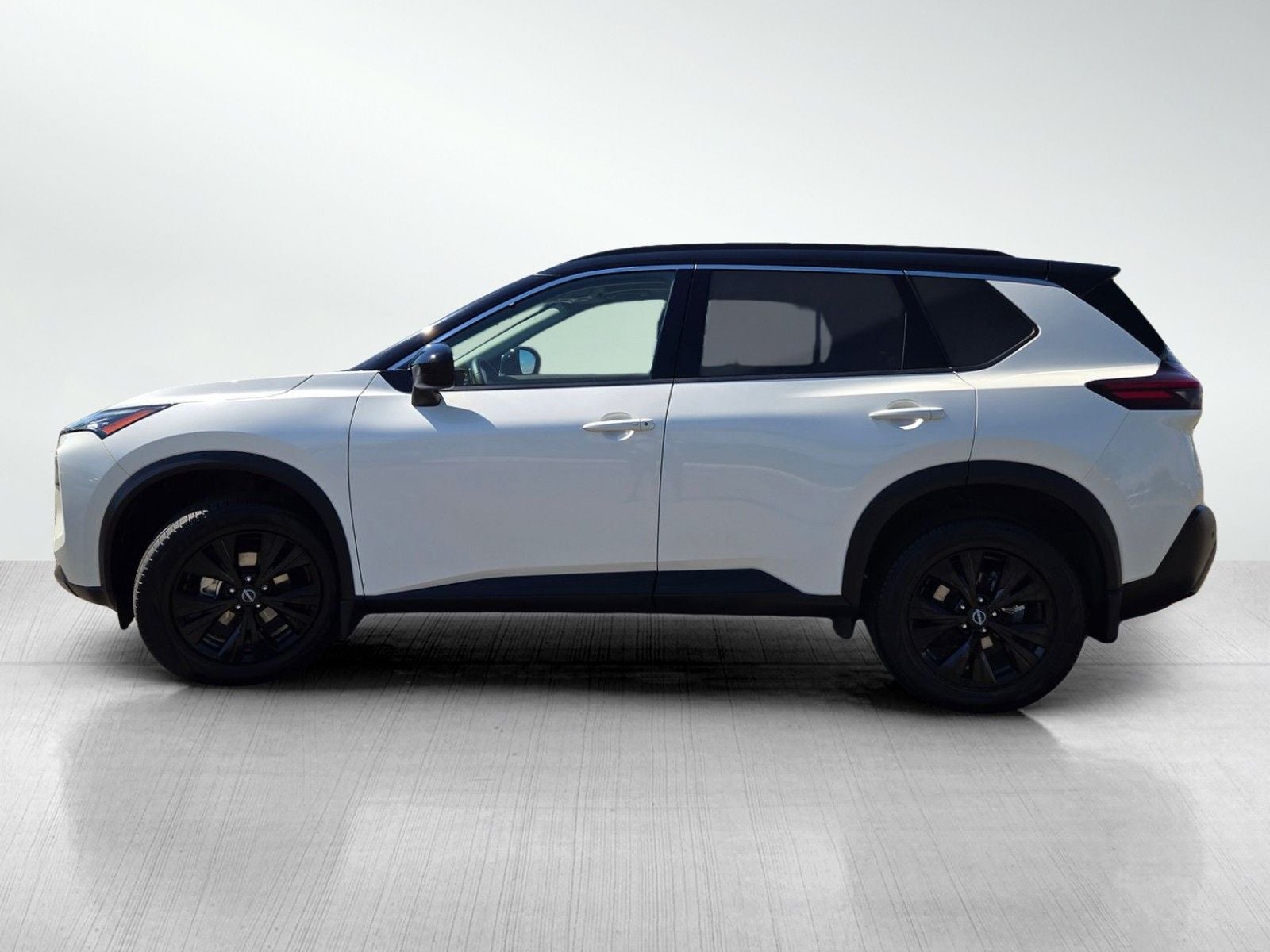 2023 Nissan Rogue SV Midnight Edition