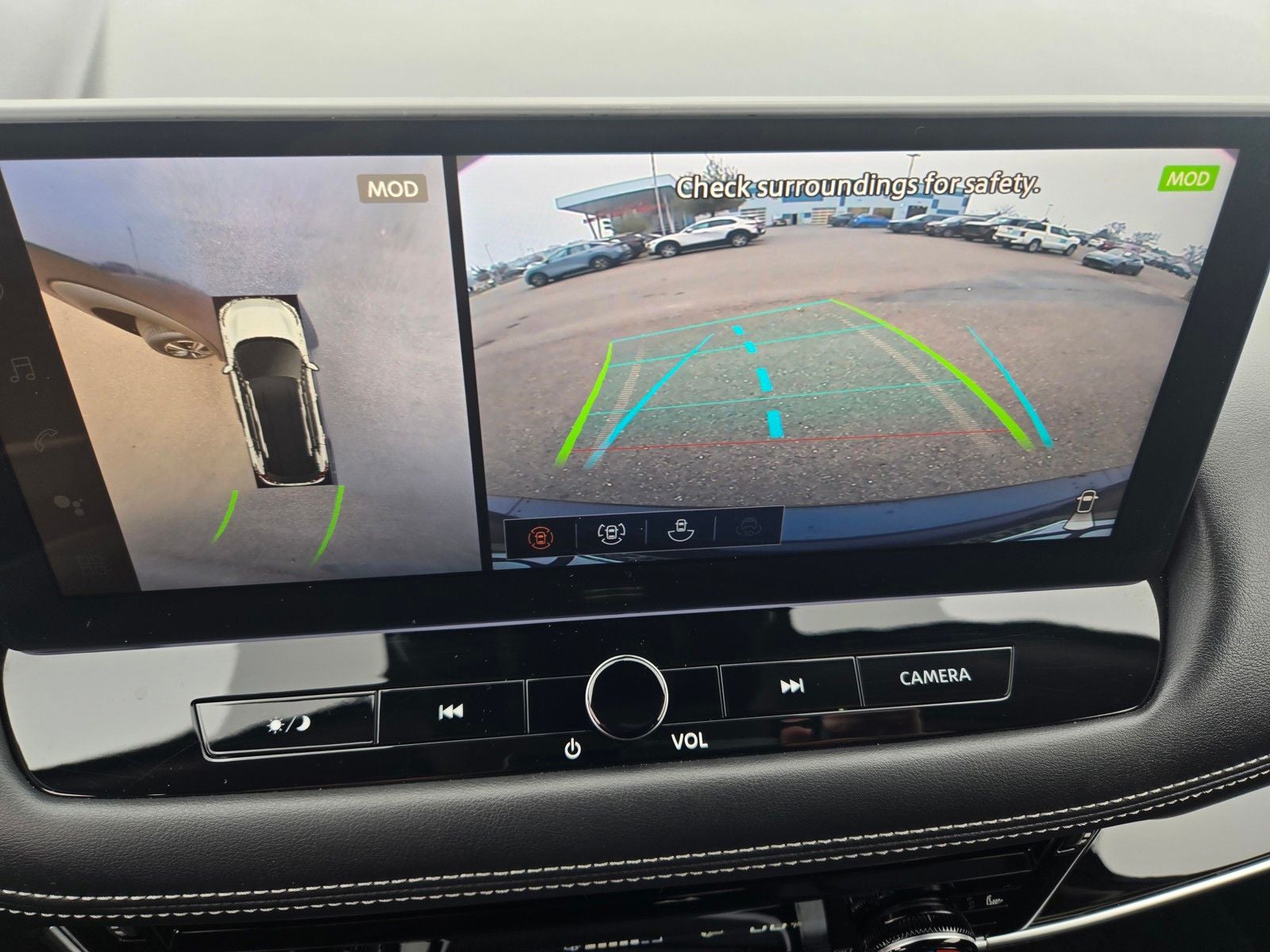 2025 Nissan Rogue SL