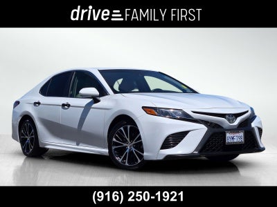 2018 Toyota Camry SE