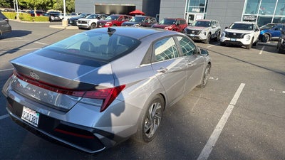 2025 Hyundai Elantra Limited