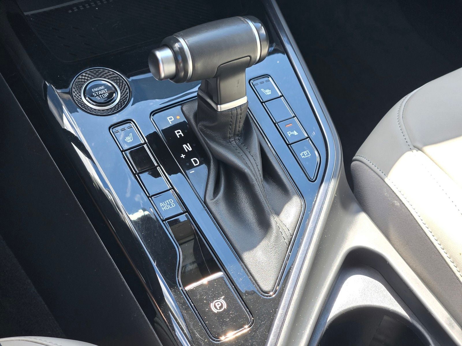 2023 Kia Niro EX Touring