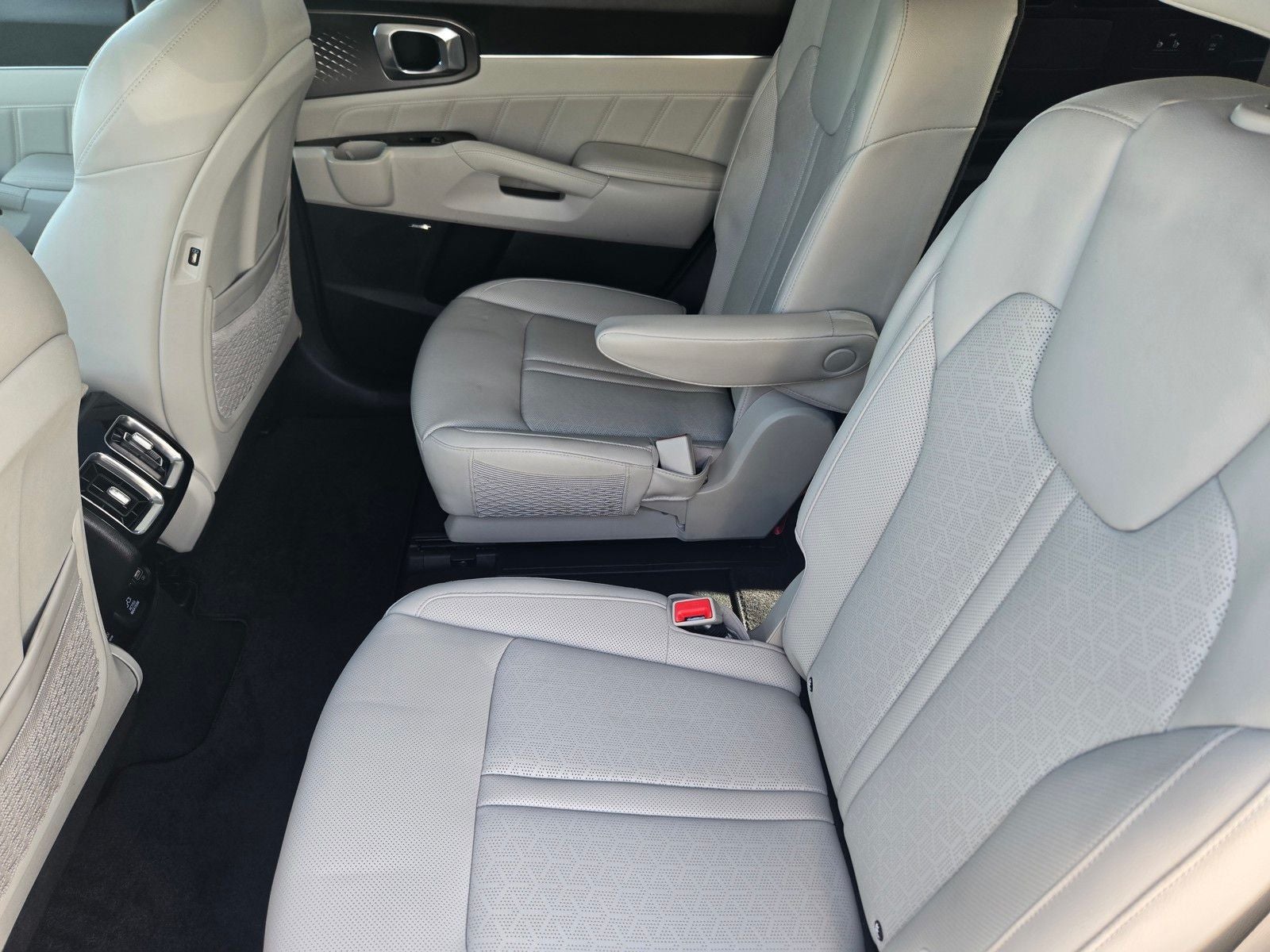 2023 Kia Sorento Plug-In Hybrid SX Prestige