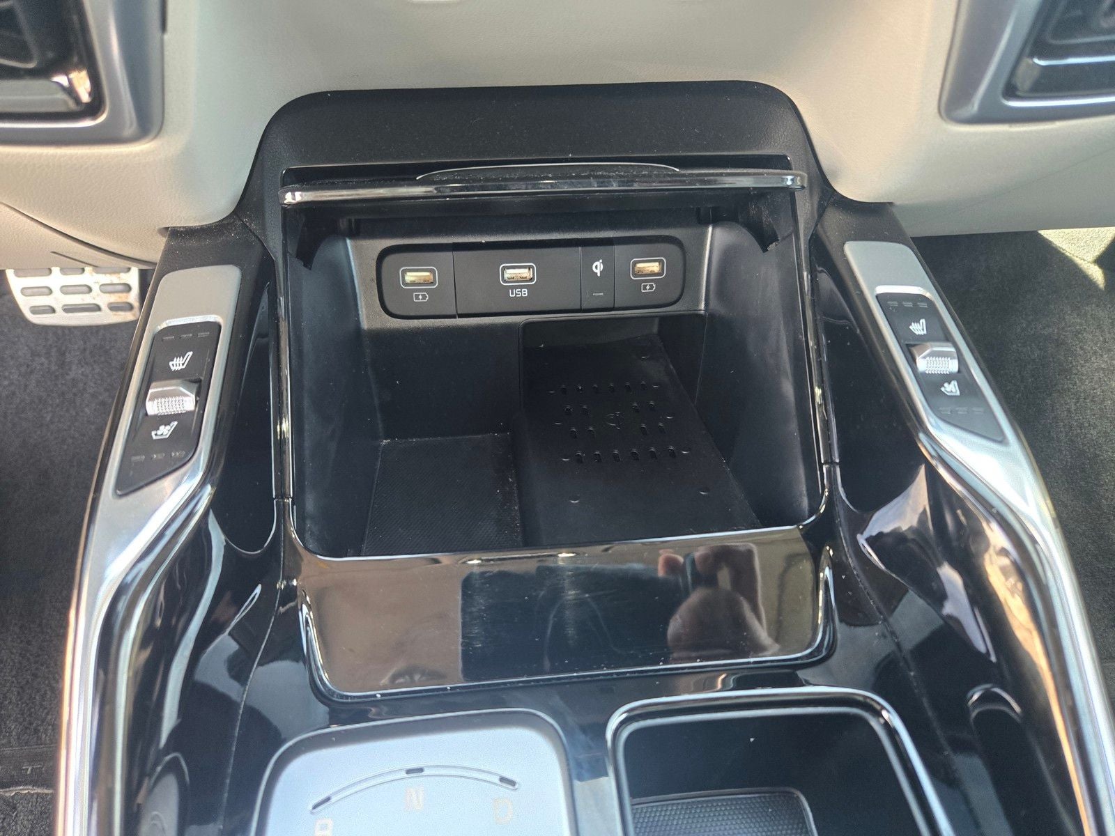 2023 Kia Sorento Plug-In Hybrid SX Prestige