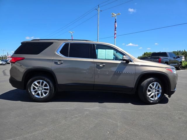 2020 Chevrolet Traverse LT Cloth