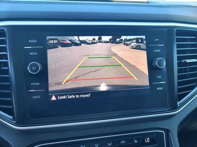 2021 Volkswagen Atlas 3.6L V6 SE w/Technology R-Line