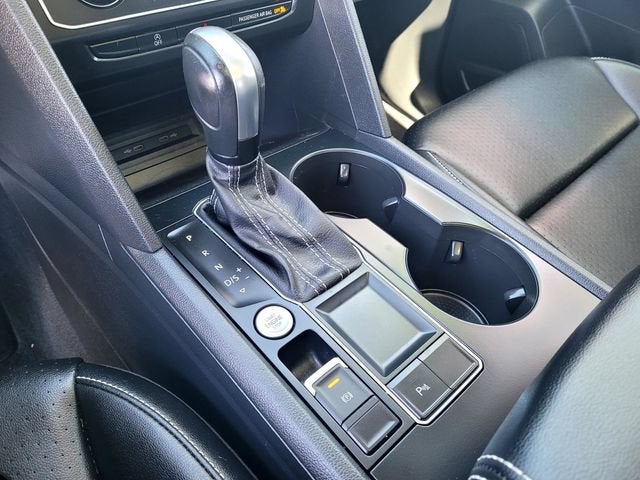 2021 Volkswagen Atlas 3.6L V6 SE w/Technology R-Line