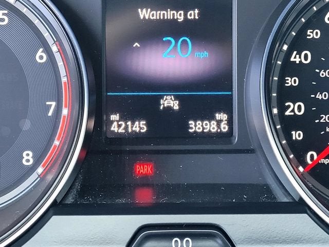 2021 Volkswagen Atlas 3.6L V6 SE w/Technology R-Line