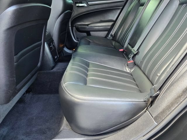 2015 Chrysler 300 300S