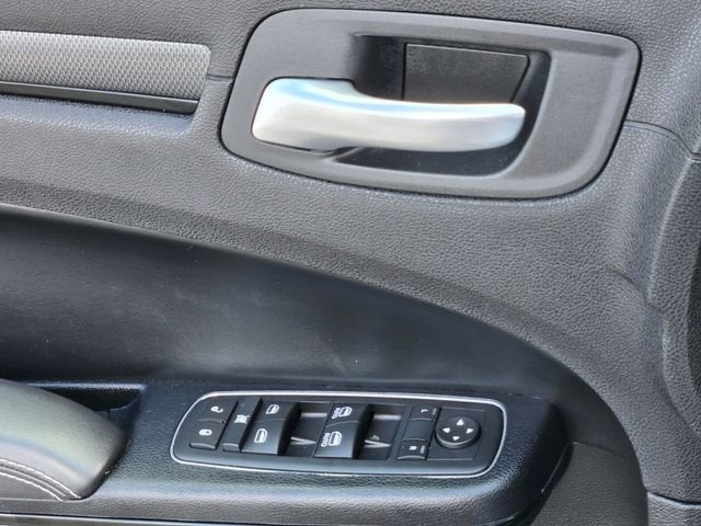 2015 Chrysler 300 300S