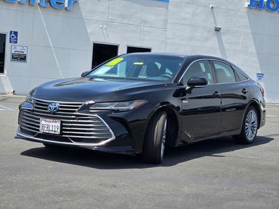 2019 Toyota Avalon Hybrid Limited