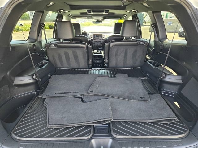 2021 Honda Pilot Black Edition