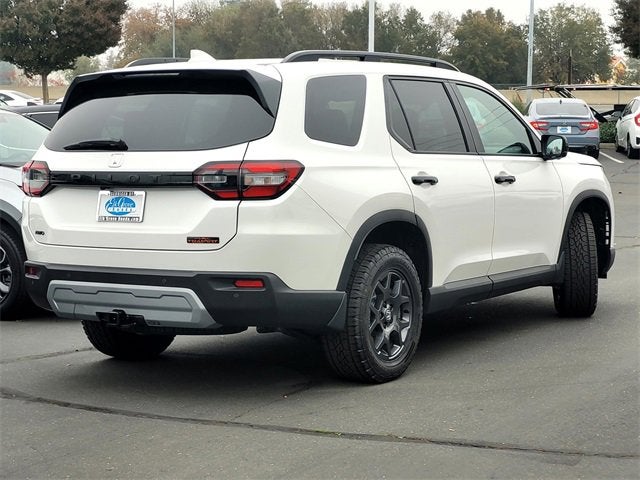 2025 Honda Pilot TrailSport