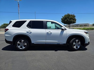 2023 Honda Pilot EX-L 8 Passenger
