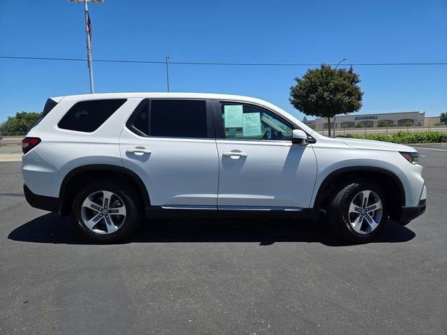 2023 Honda Pilot EX-L 8 Passenger
