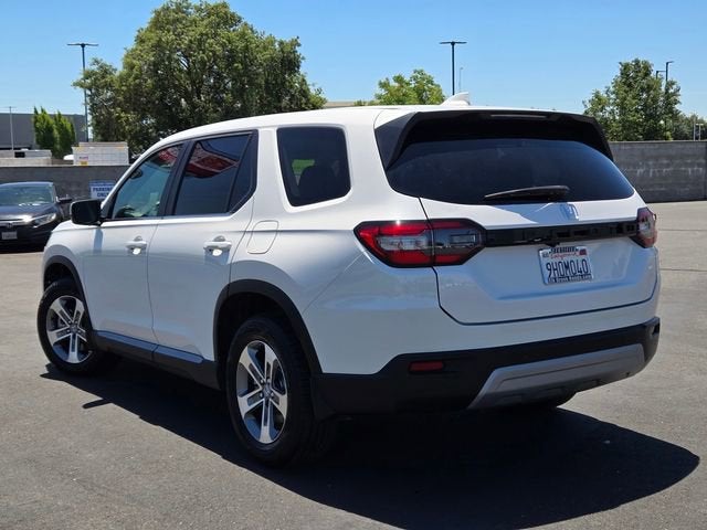 2023 Honda Pilot EX-L 8 Passenger