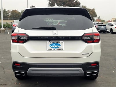 2025 Honda Pilot Touring