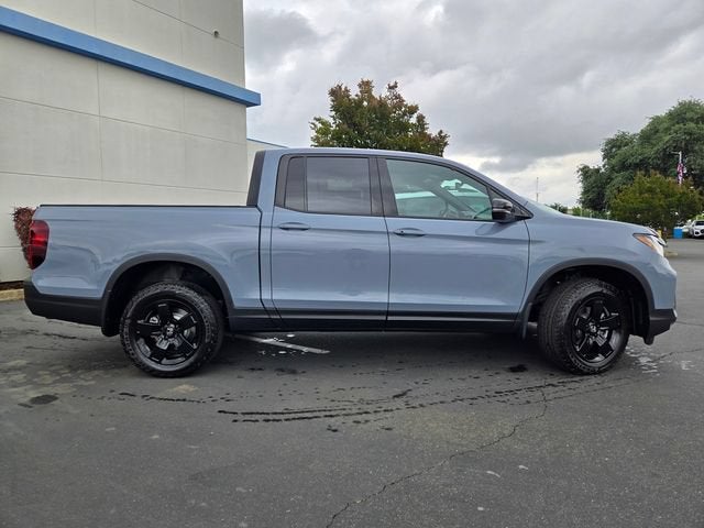 2026 Honda Ridgeline Black Edition Two-Tone