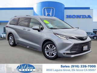 2022 Toyota Sienna Limited