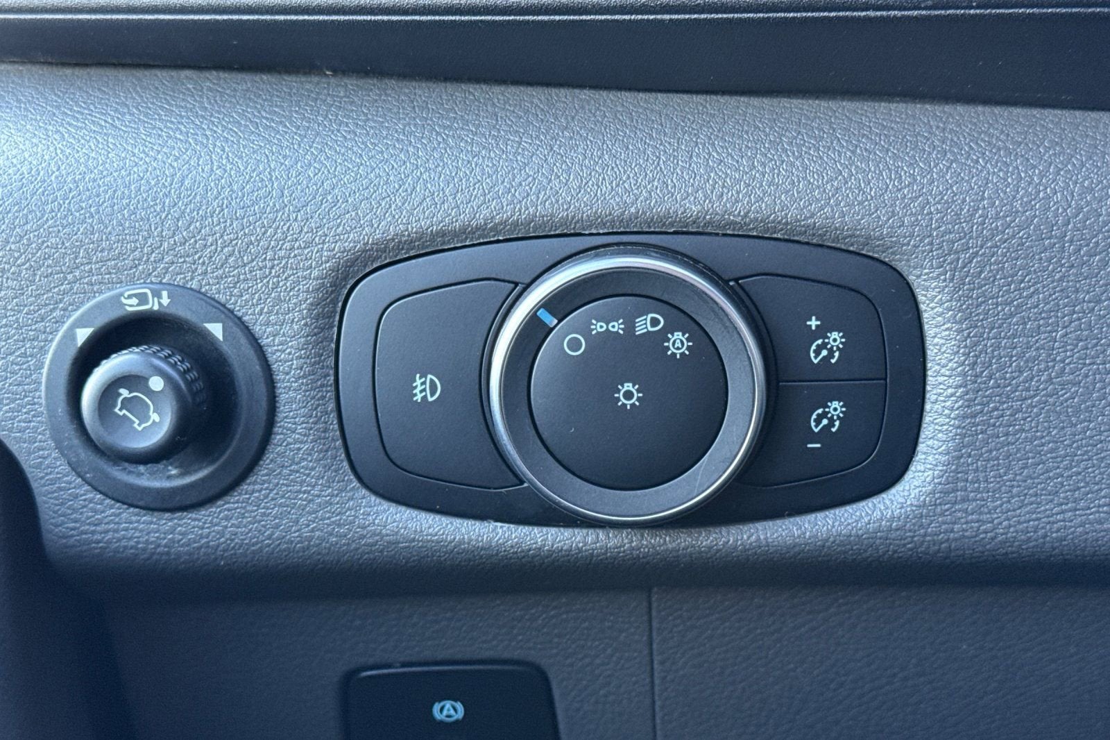 2023 Ford Transit Passenger Wagon XL