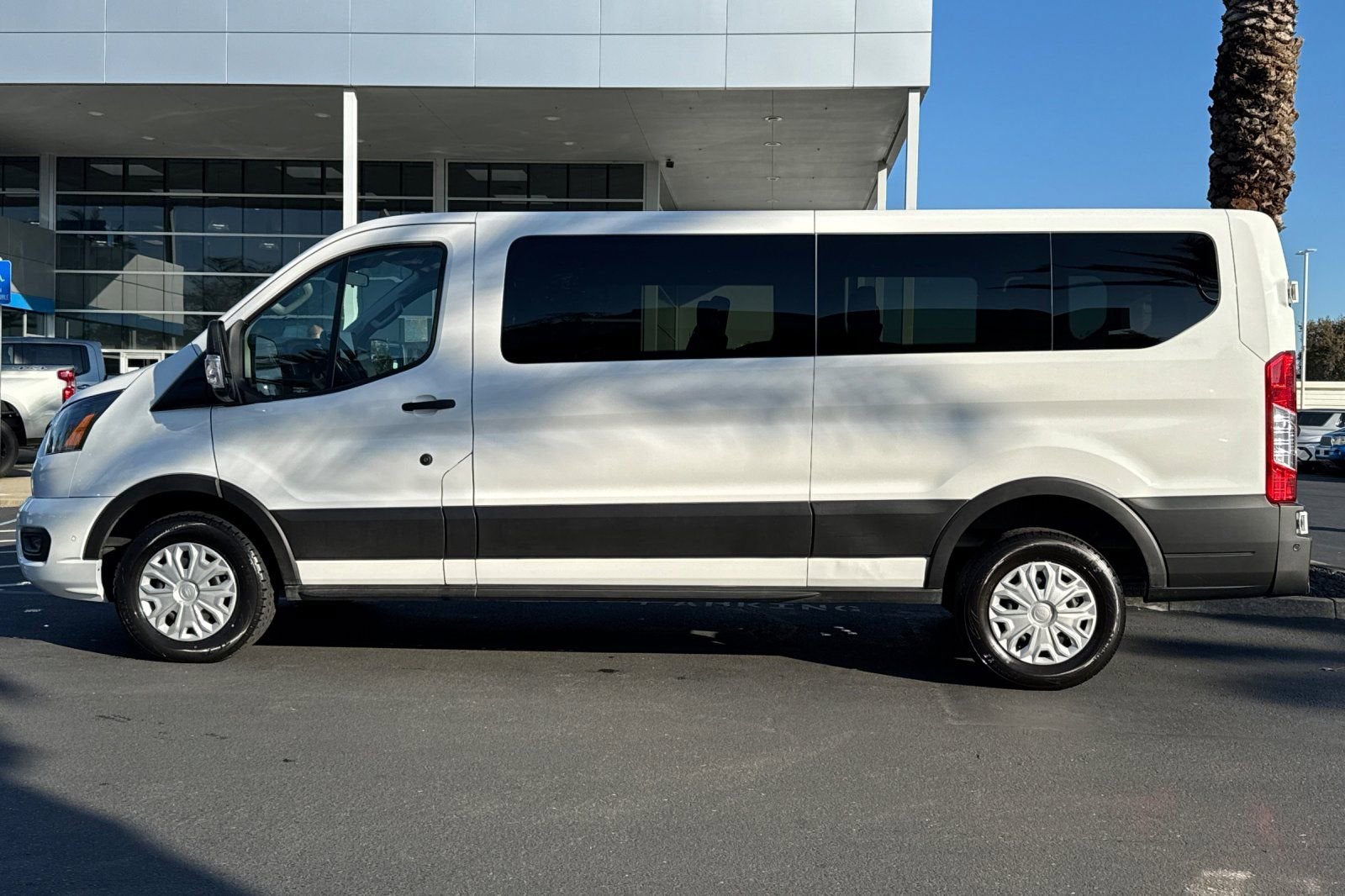 2023 Ford Transit Passenger Wagon XL