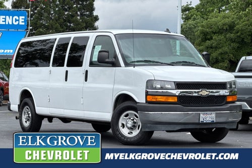 2017 Chevrolet Express Passenger 3500 LT