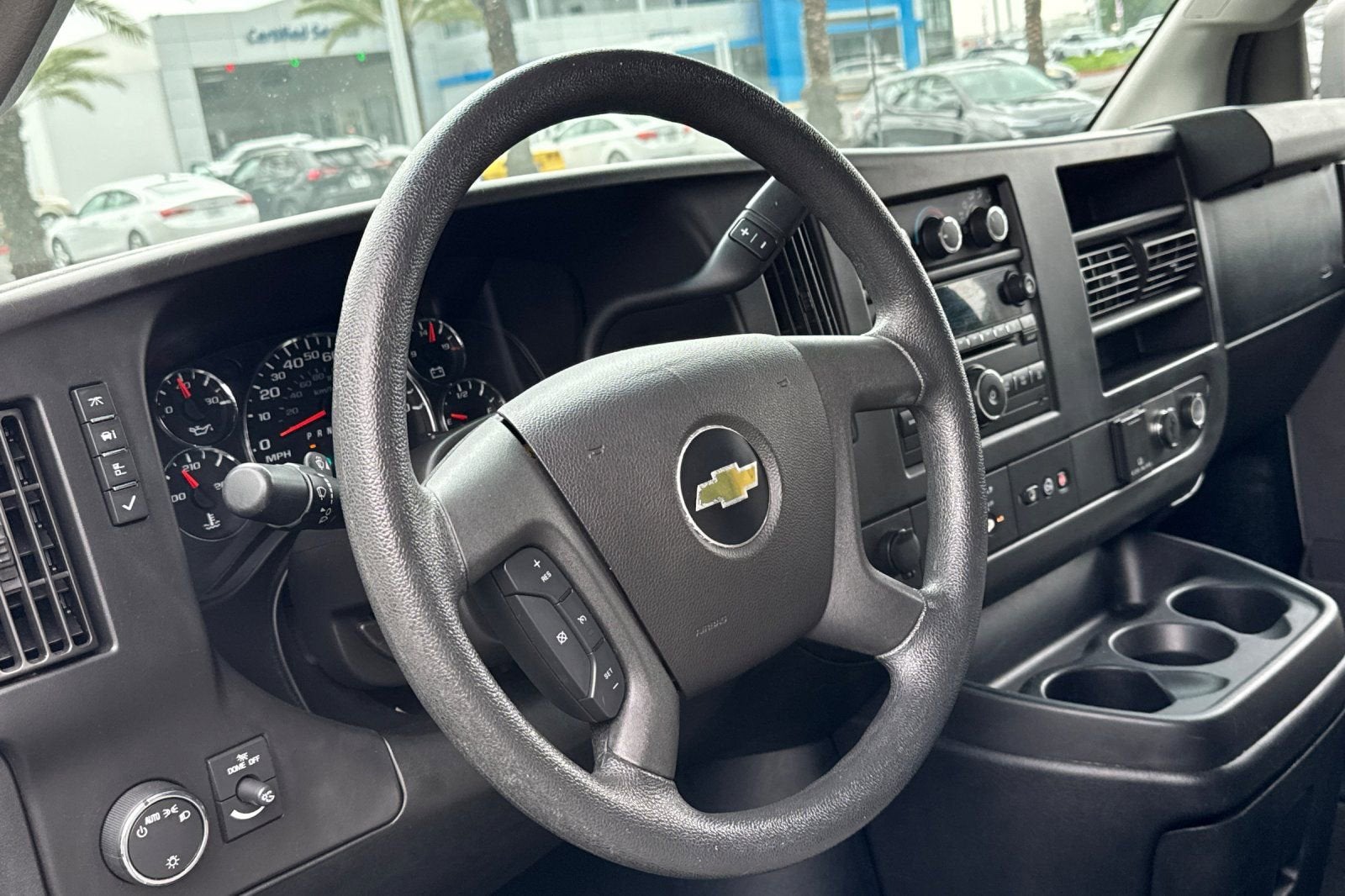 2017 Chevrolet Express Passenger 3500 LT