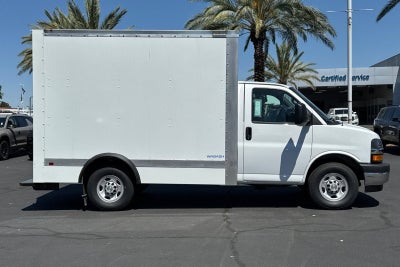 2026 Chevrolet Express Cutaway 3500 1WT