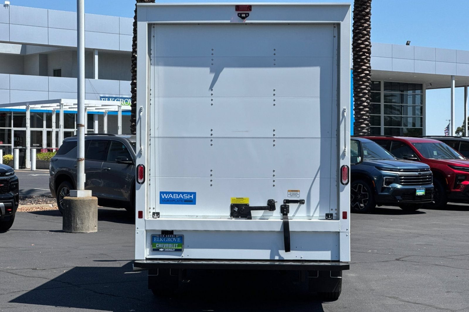 2025 Chevrolet Express Cutaway 3500 1WT