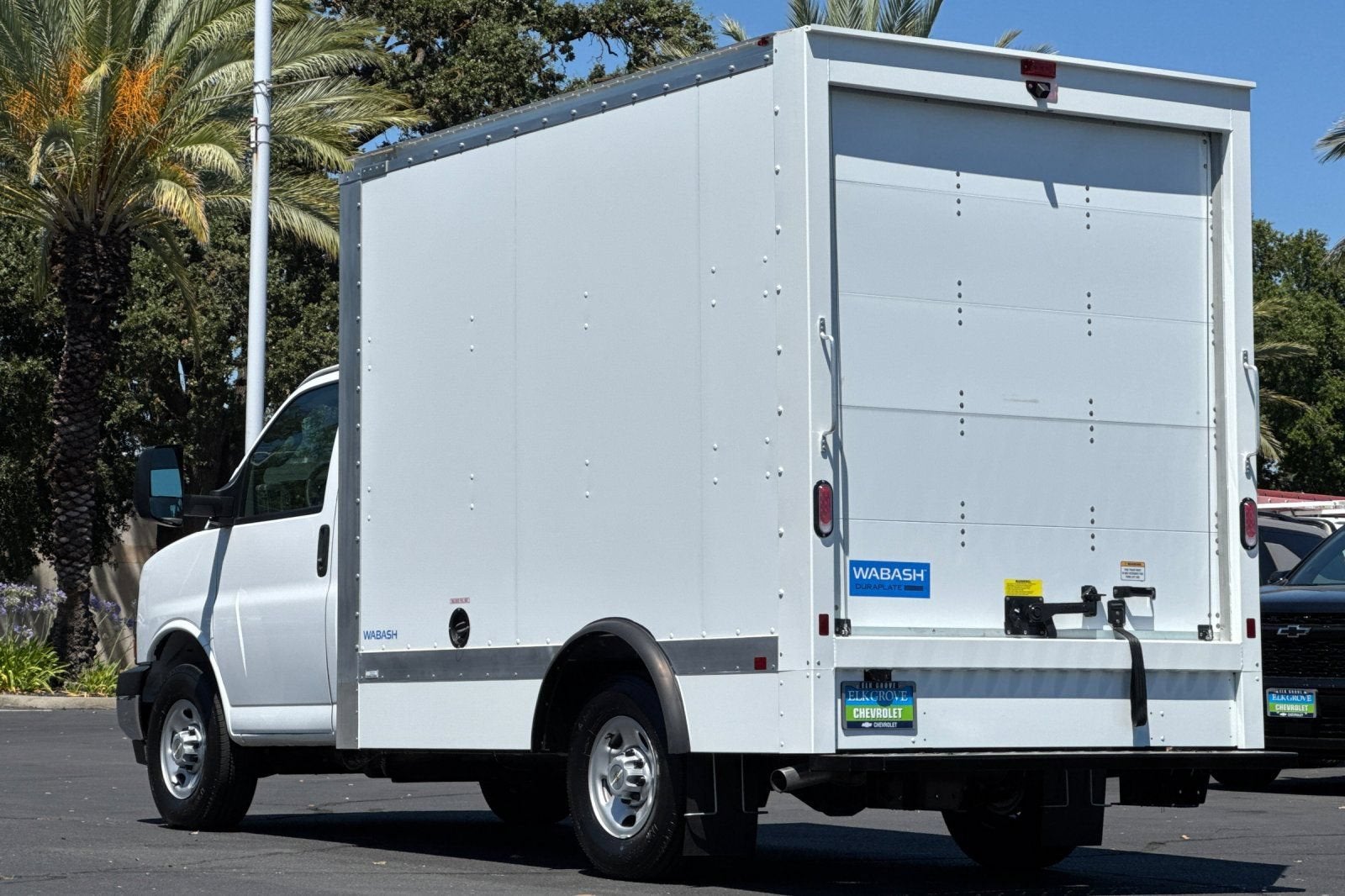 2025 Chevrolet Express Cutaway 3500 1WT