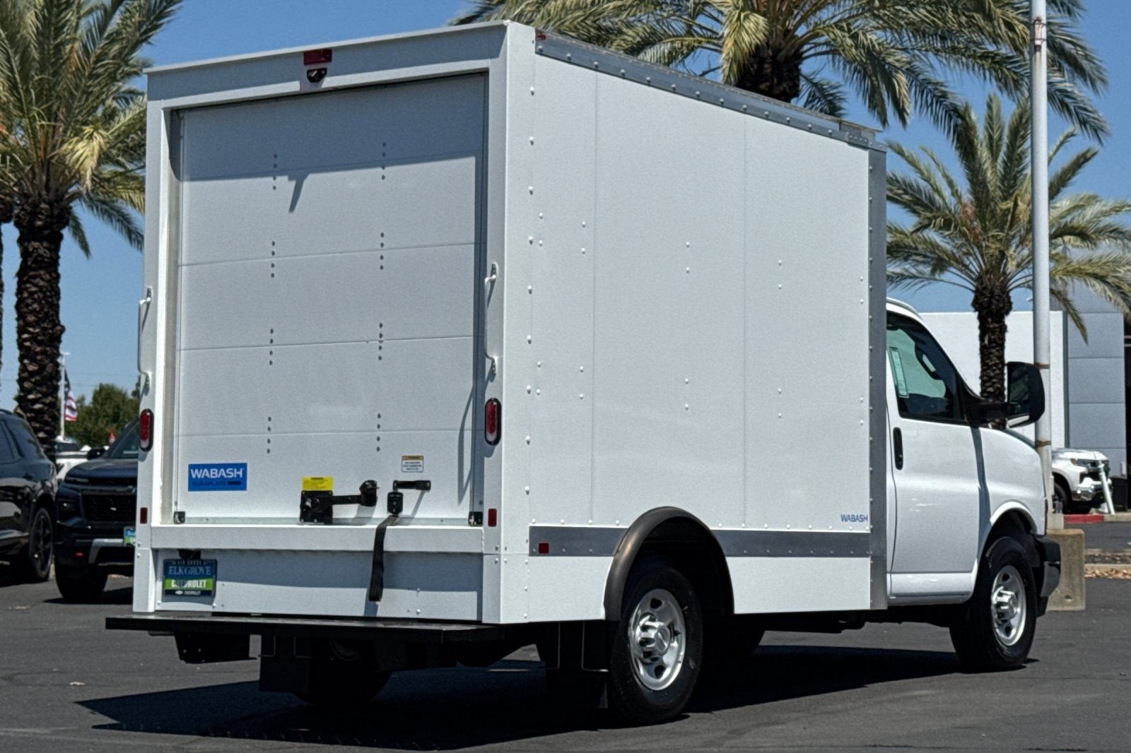 2025 Chevrolet Express Cutaway 3500 1WT