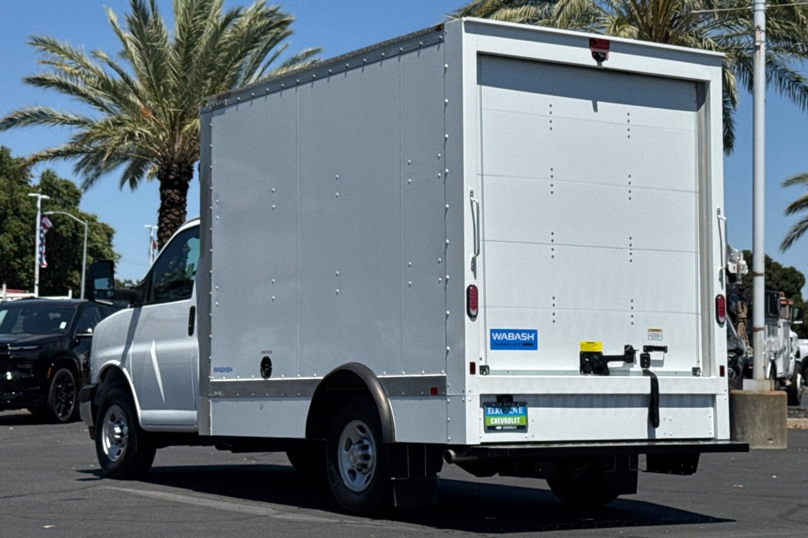 2025 Chevrolet Express Cutaway 3500 1WT