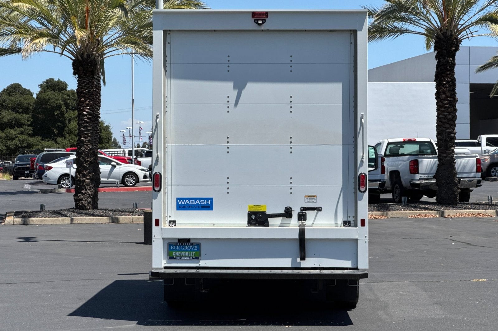 2025 Chevrolet Express Cutaway 3500 1WT