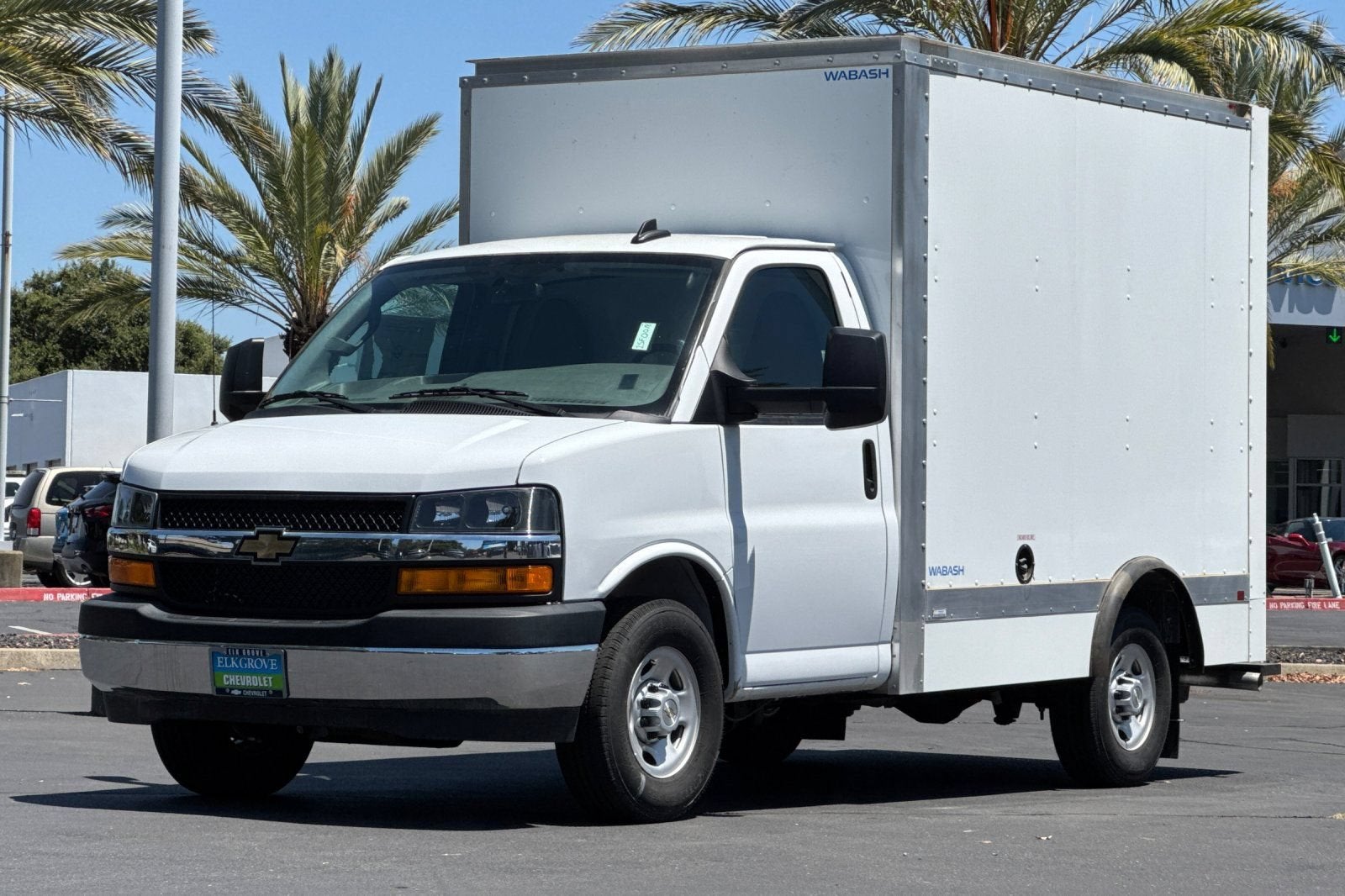 2025 Chevrolet Express Cutaway 3500 1WT