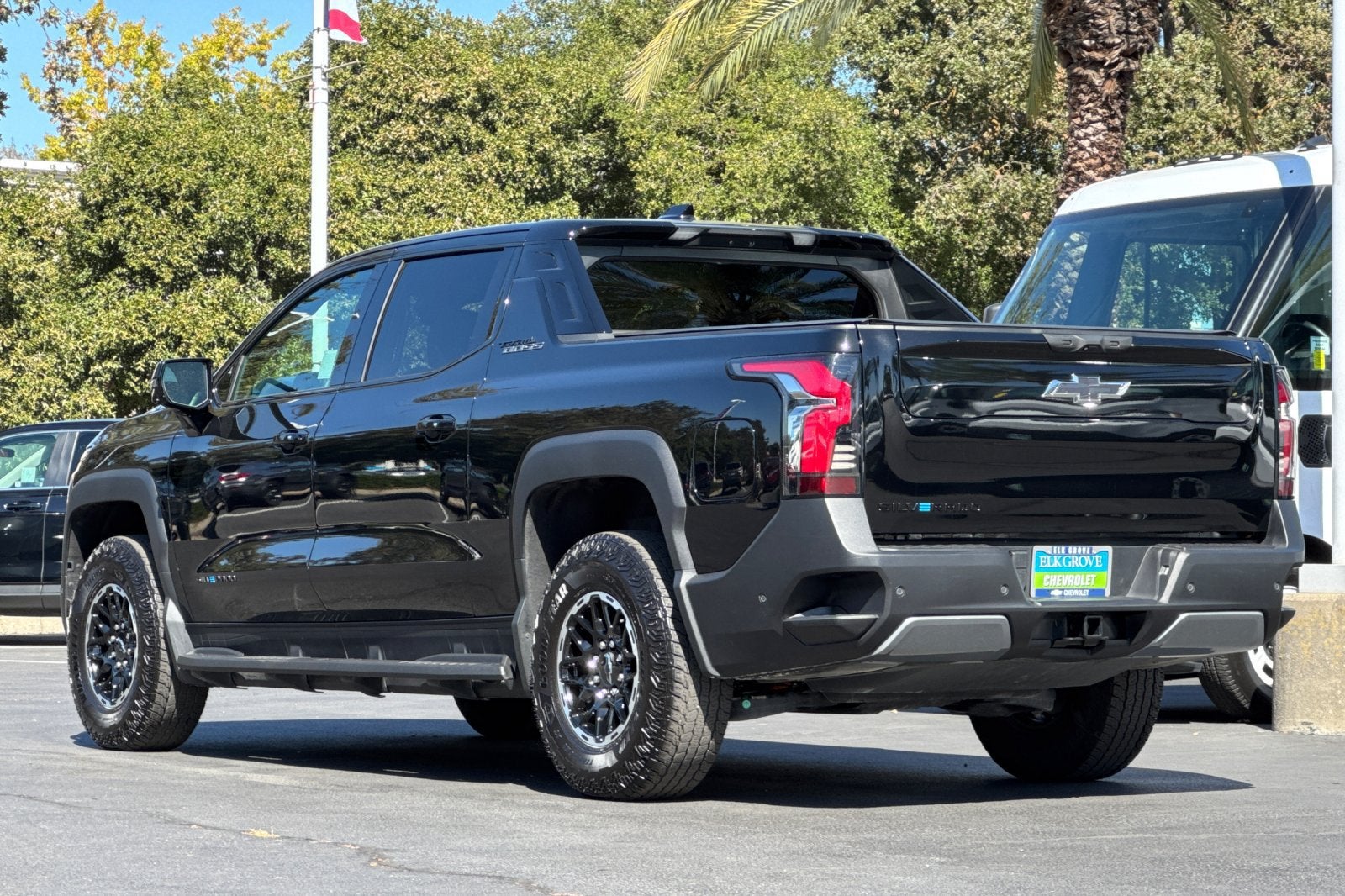 2026 Chevrolet Silverado EV Trail Boss - Max Range