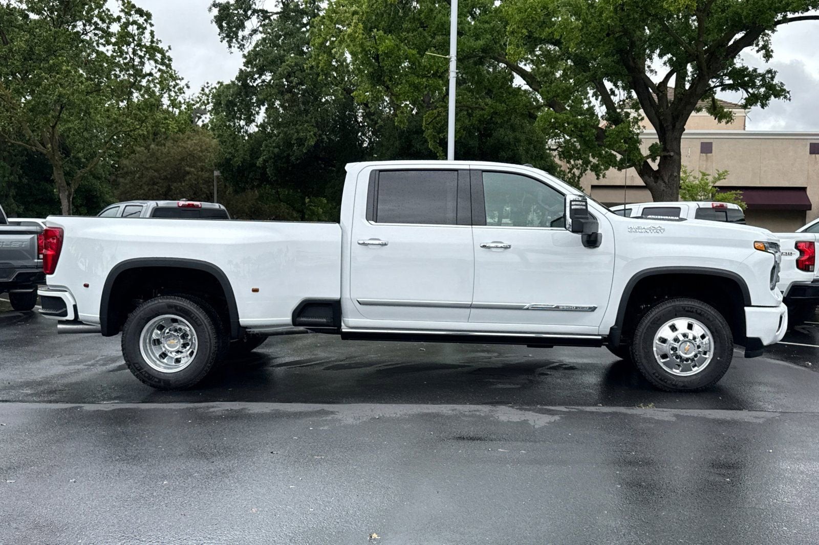 2026 Chevrolet Silverado 3500 HD High Country DRW