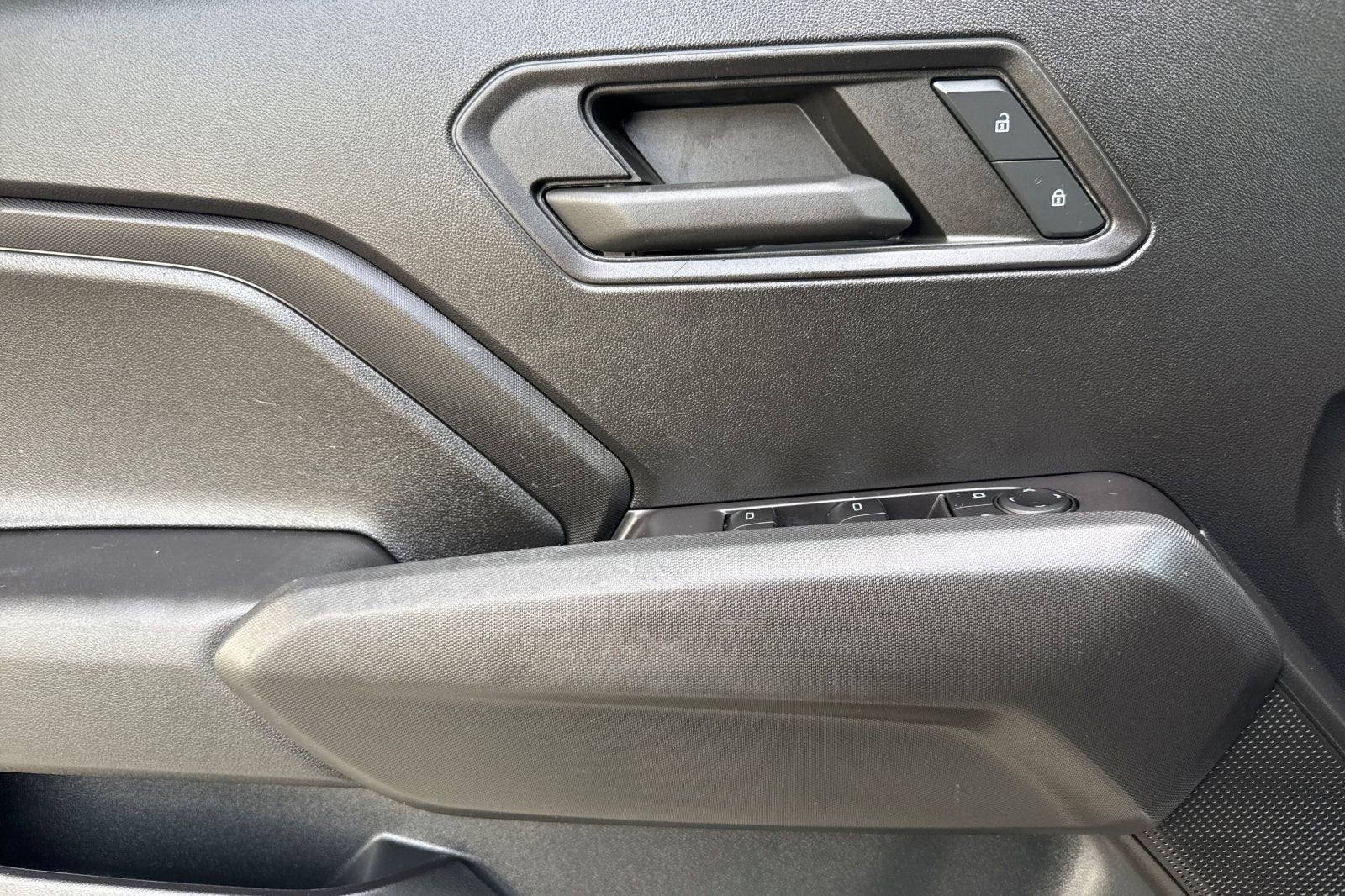 2023 Chevrolet Colorado WT