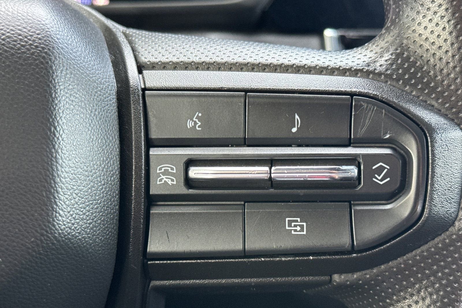 2023 Chevrolet Colorado WT