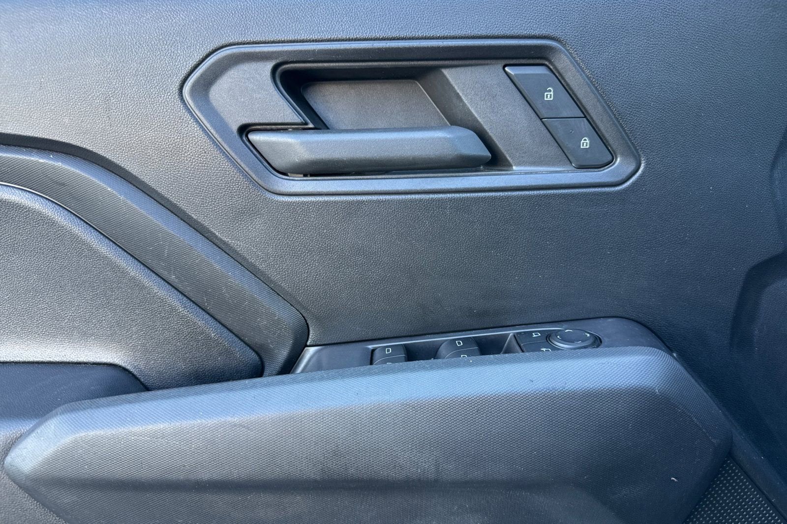 2023 Chevrolet Colorado WT