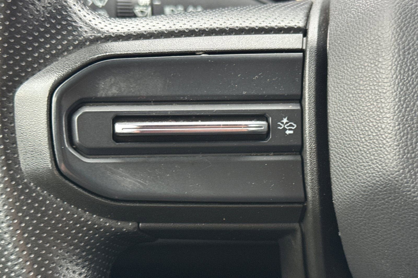 2023 Chevrolet Colorado WT