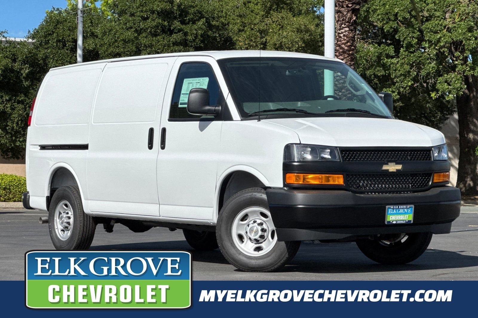 2026 Chevrolet Express Cargo WT