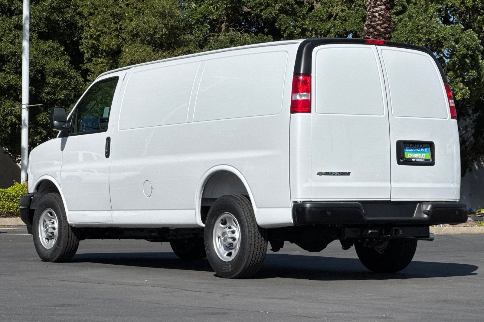 2026 Chevrolet Express Cargo WT