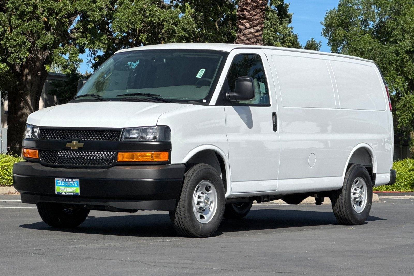 2026 Chevrolet Express Cargo WT