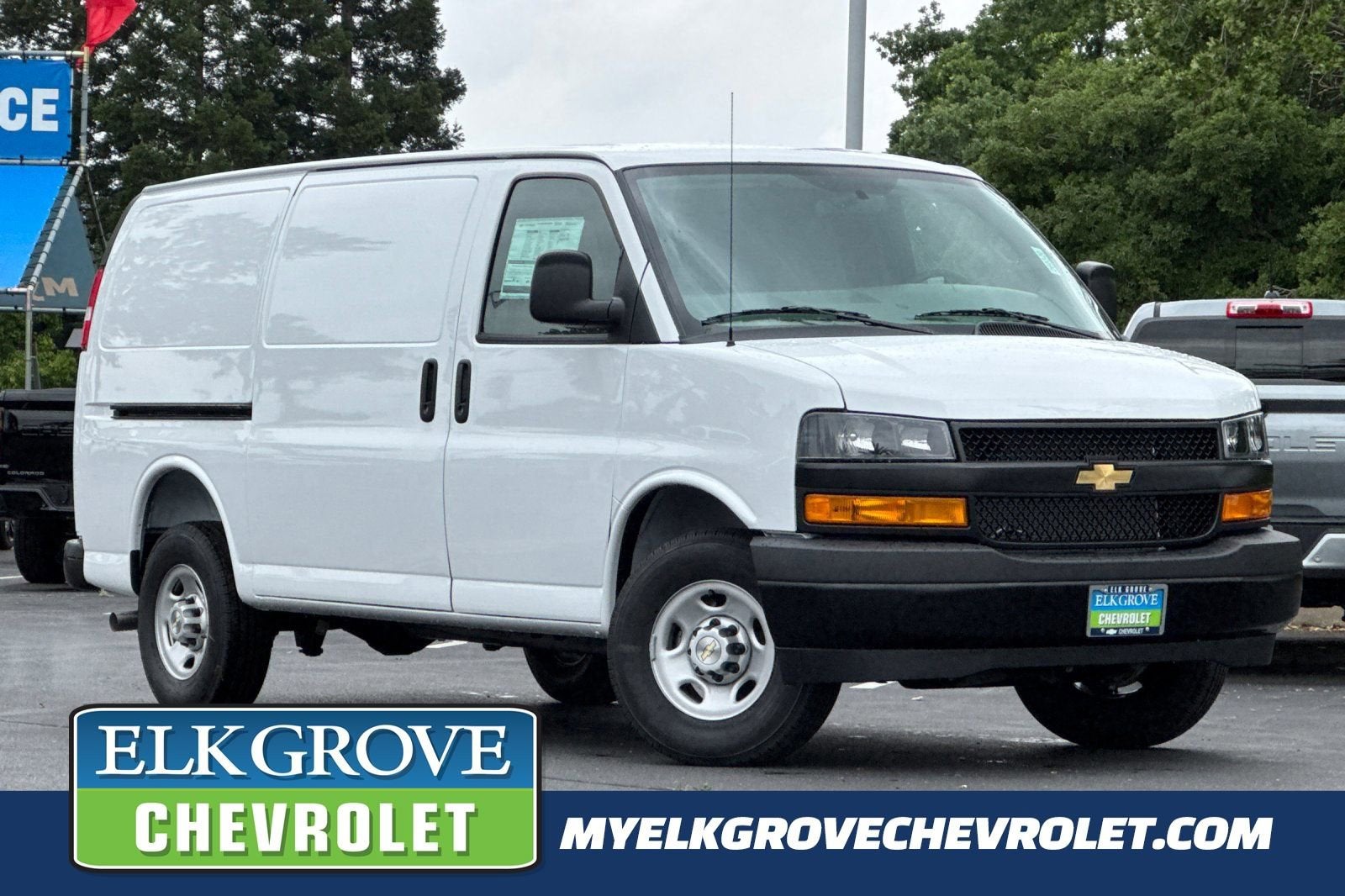 2026 Chevrolet Express Cargo WT