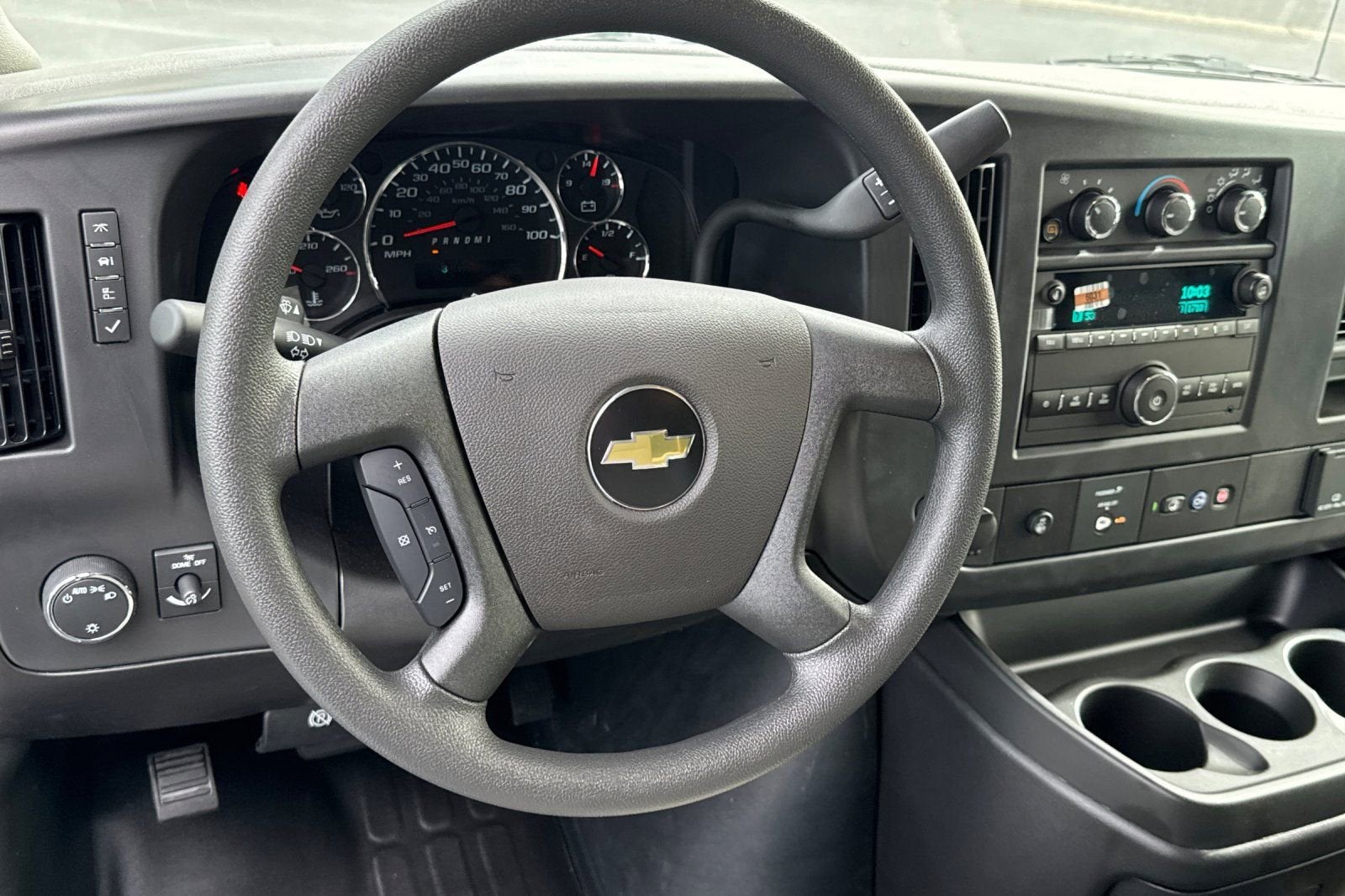 2025 Chevrolet Express Cargo 2500 WT