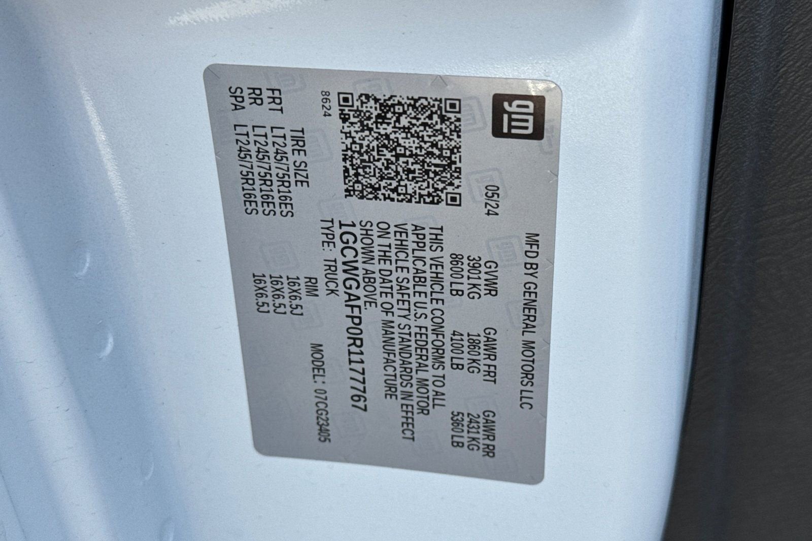 2024 Chevrolet Express Cargo 2500 WT