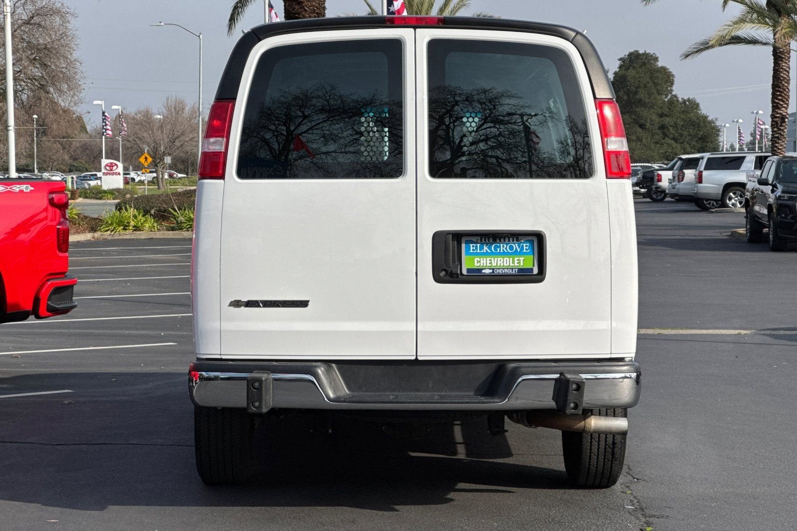 2024 Chevrolet Express Cargo 2500 WT