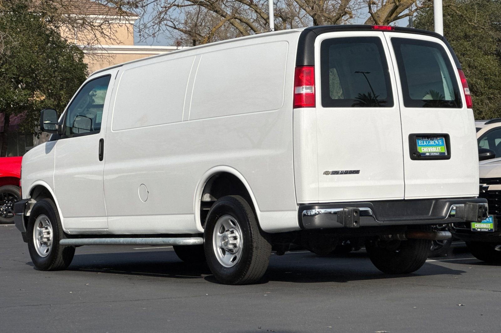 2024 Chevrolet Express Cargo 2500 WT