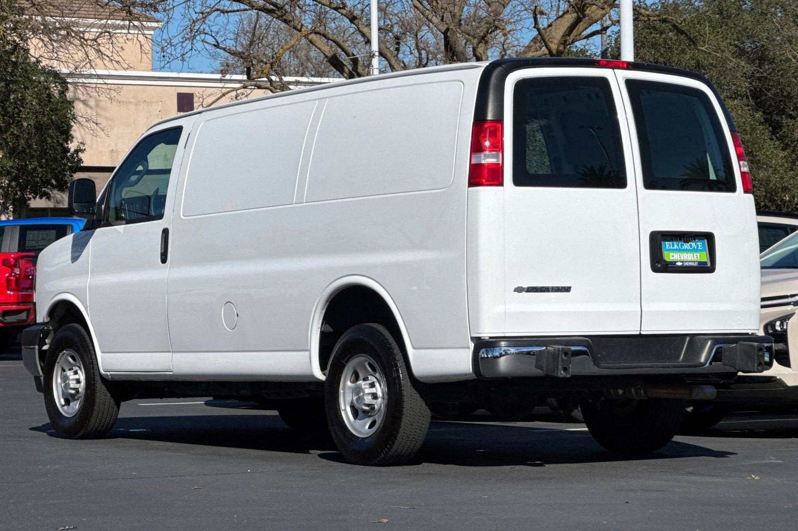 2024 Chevrolet Express Cargo 2500 WT