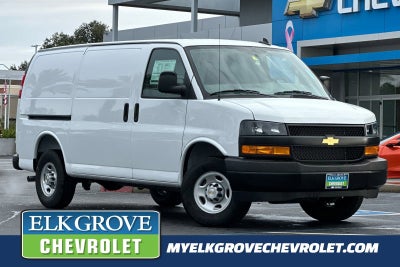 2025 Chevrolet Express Cargo WT
